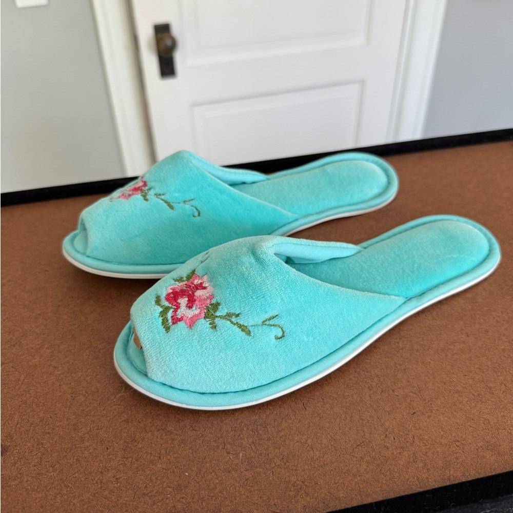 Vintage Dearfoams Turquoise Floral Embroidered Women's Slippers Size 8-9 - Picture 4 of 6